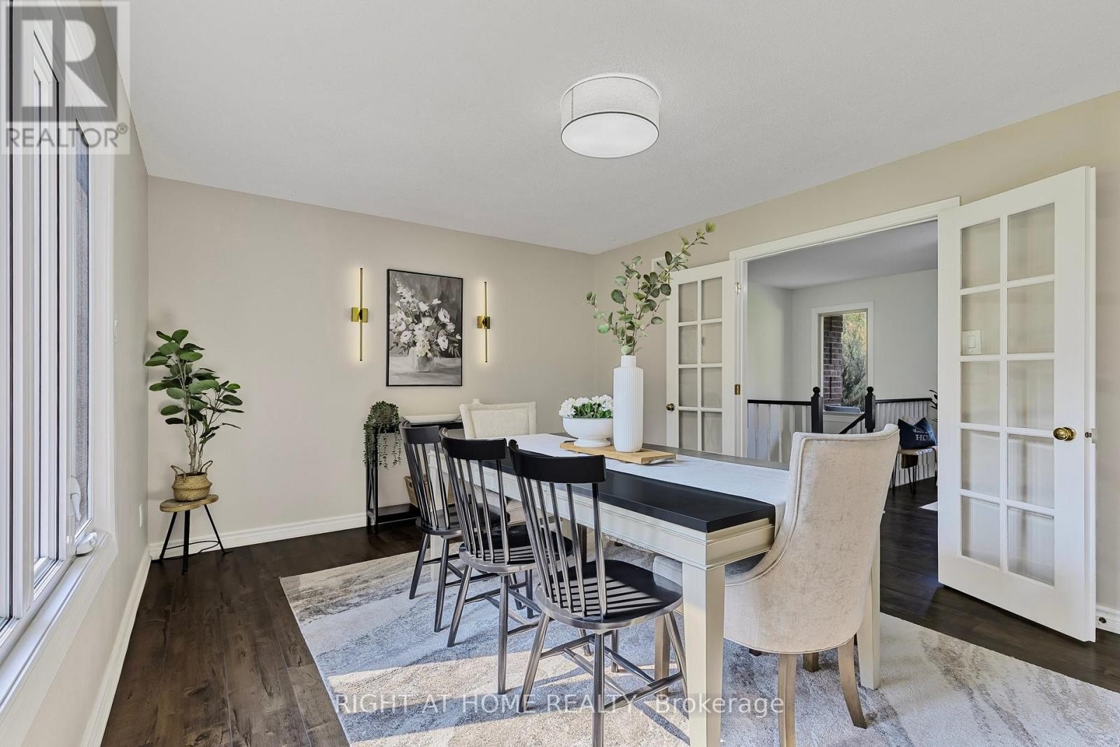 












5 MADILL DRIVE

,
Mono,




Ontario
L9W6G3

