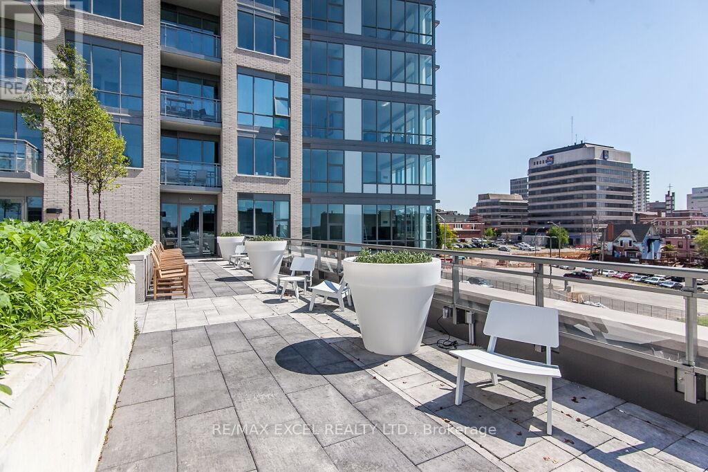 












710 - 85 DUKE STREET W

,
Kitchener,




Ontario
N2H0B7

