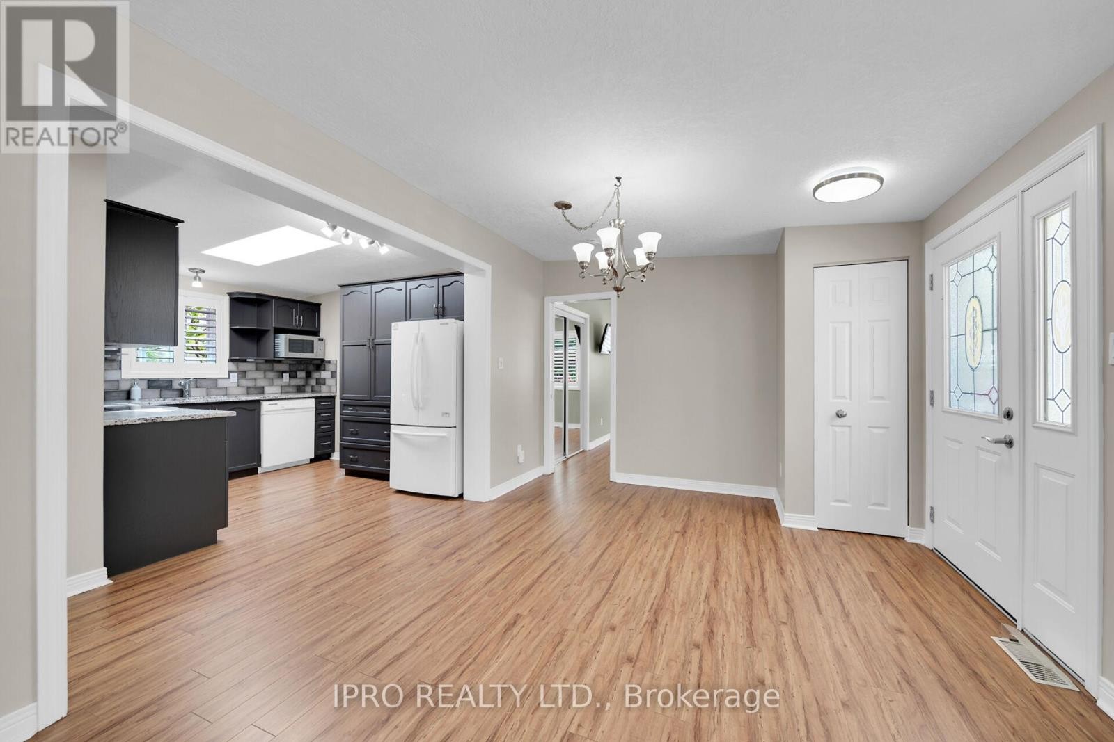 












2 GOLDEN POND ROAD PVT ROAD

,
Puslinch,




Ontario
N0B2J0

