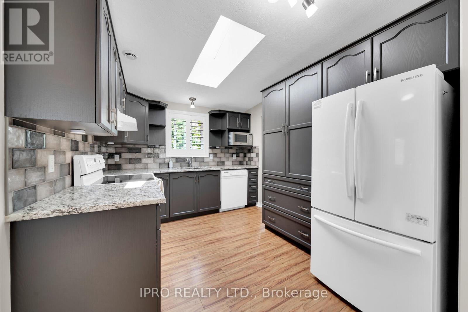 












2 GOLDEN POND ROAD PVT ROAD

,
Puslinch,




Ontario
N0B2J0


