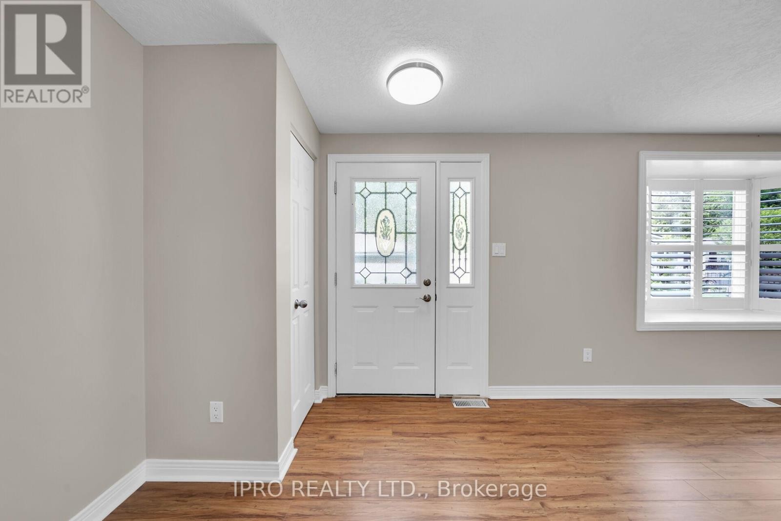












2 GOLDEN POND ROAD PVT ROAD

,
Puslinch,




Ontario
N0B2J0

