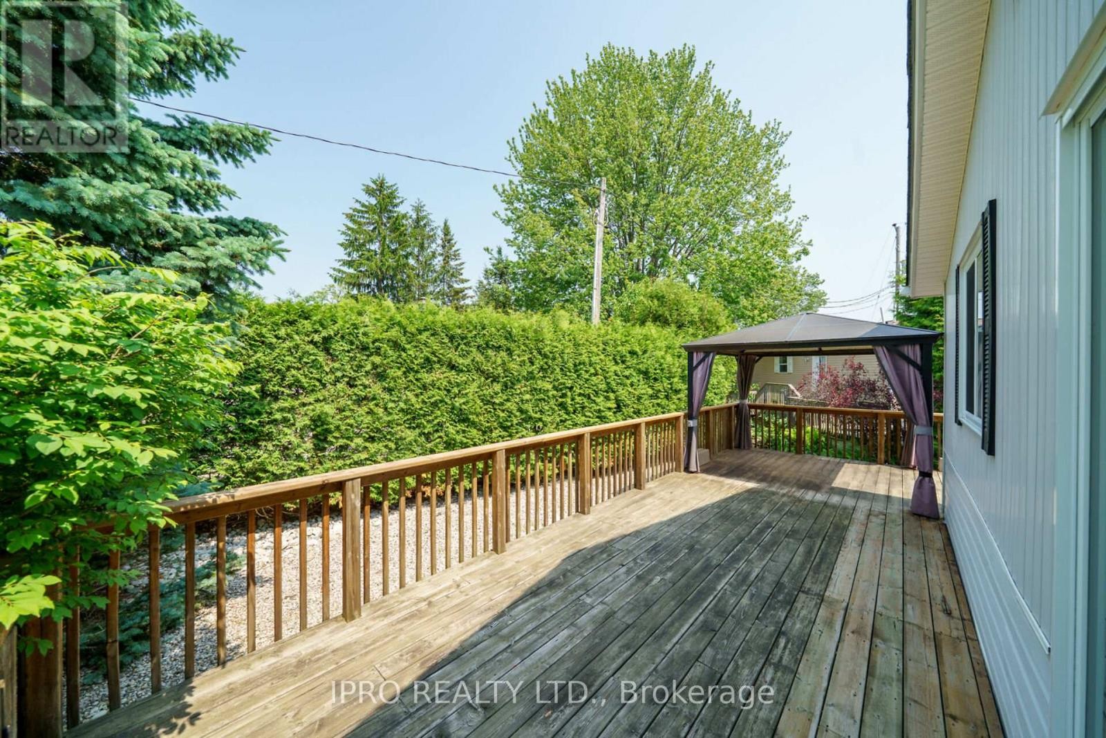 












2 GOLDEN POND ROAD PVT ROAD

,
Puslinch,




Ontario
N0B2J0

