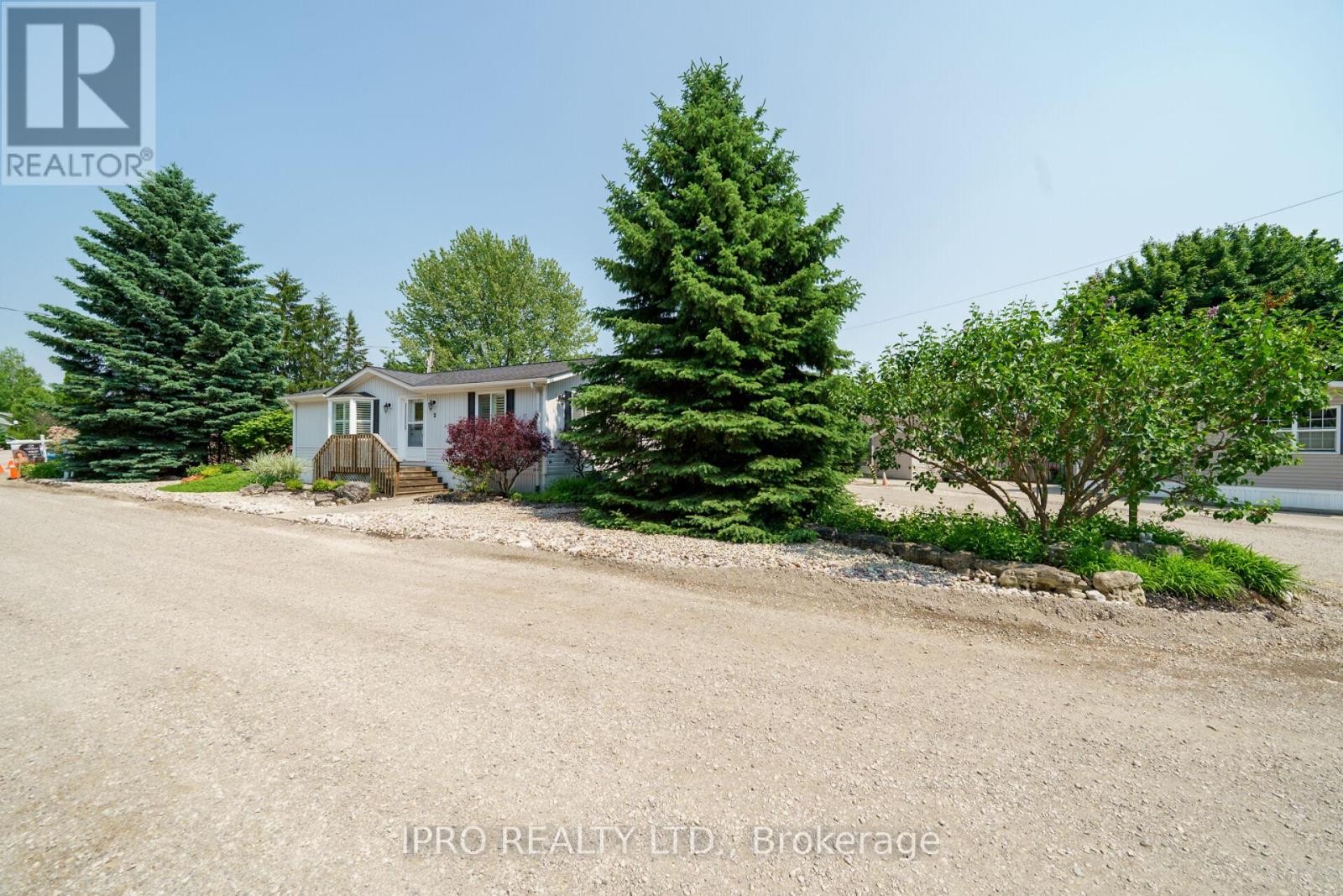 












2 GOLDEN POND ROAD PVT ROAD

,
Puslinch,




Ontario
N0B2J0

