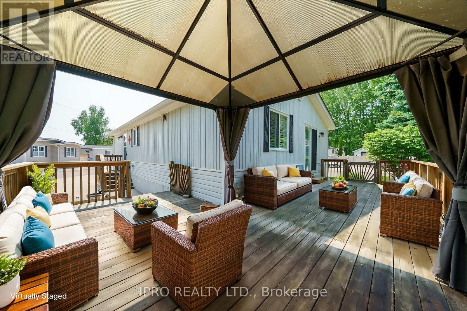 












2 GOLDEN POND ROAD PVT ROAD

,
Puslinch,




Ontario
N0B2J0

