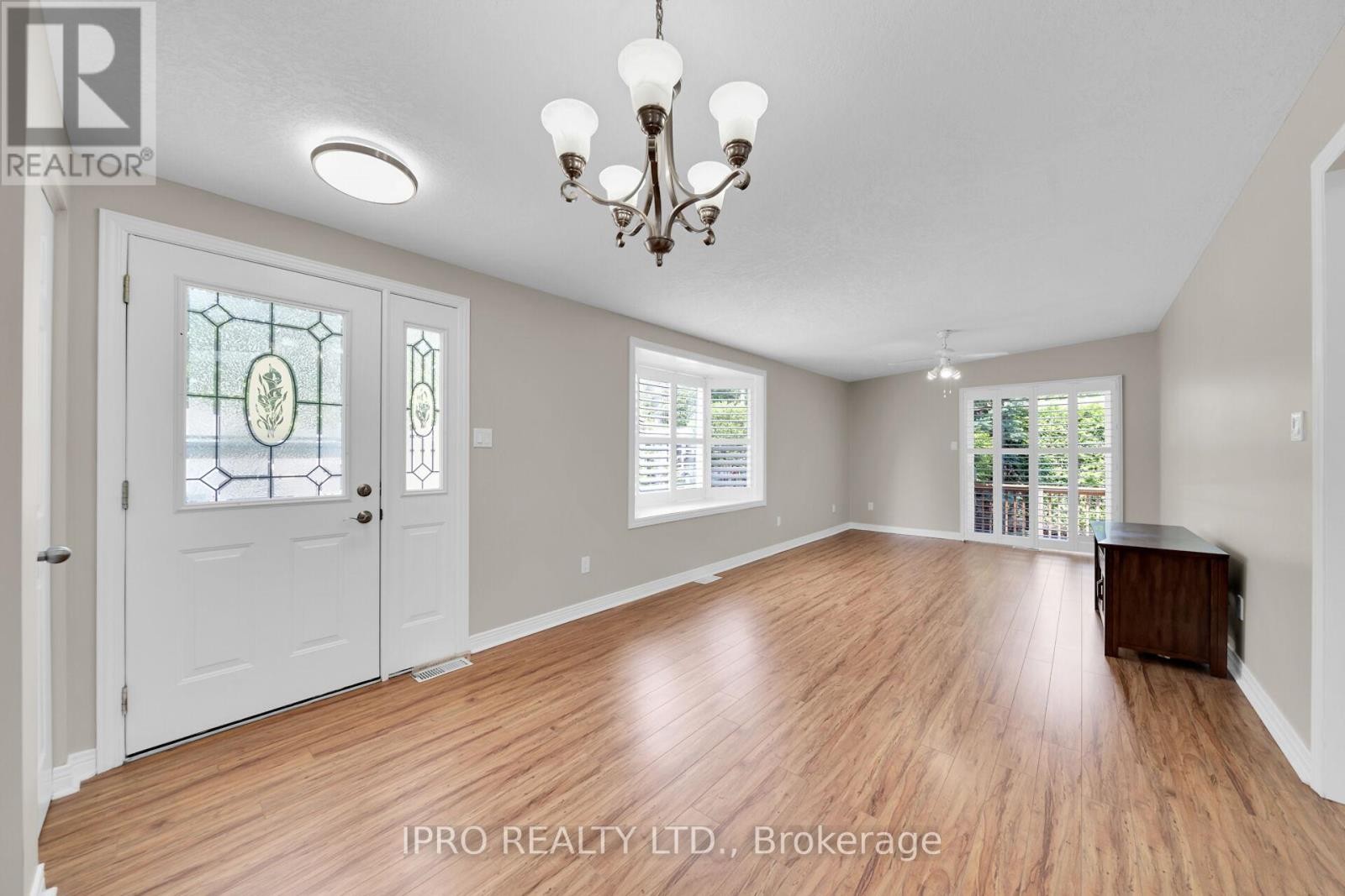 












2 GOLDEN POND ROAD PVT ROAD

,
Puslinch,




Ontario
N0B2J0

