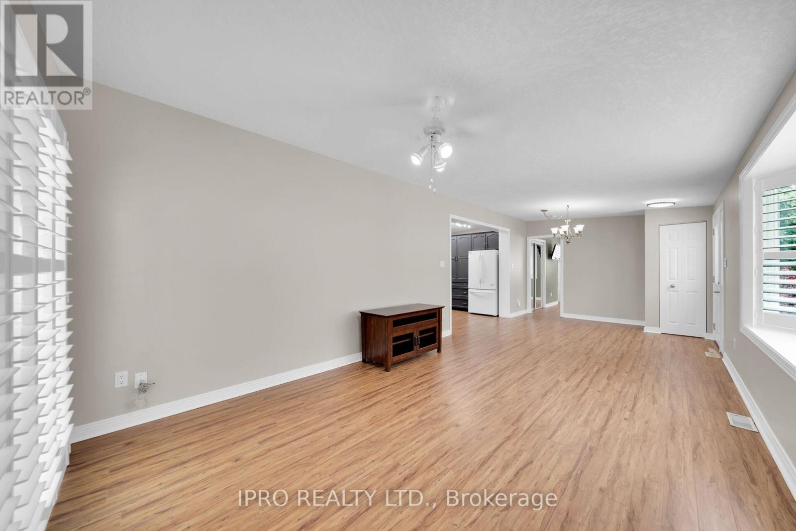 












2 GOLDEN POND ROAD PVT ROAD

,
Puslinch,




Ontario
N0B2J0

