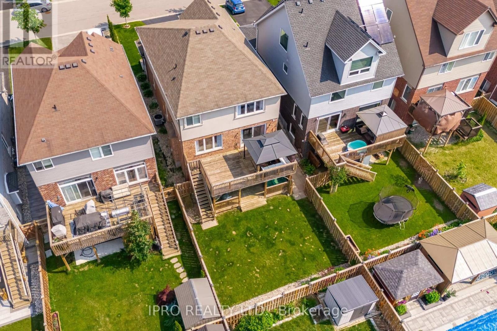 












132 COKER CRESCENT

,
Guelph/Eramosa (Rockwood),




Ontario
N0B2K0

