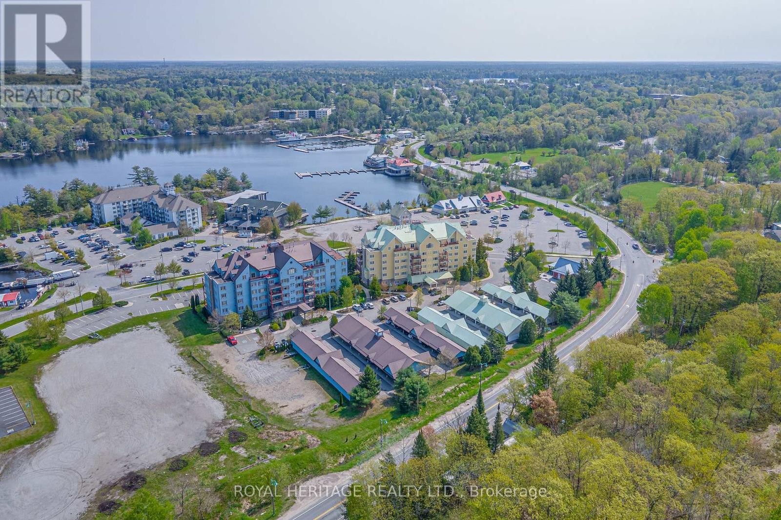 












605 - 130 STEAMSHIP BAY ROAD

,
Gravenhurst (Muskoka (S)),




Ontario
P1P1Z9

