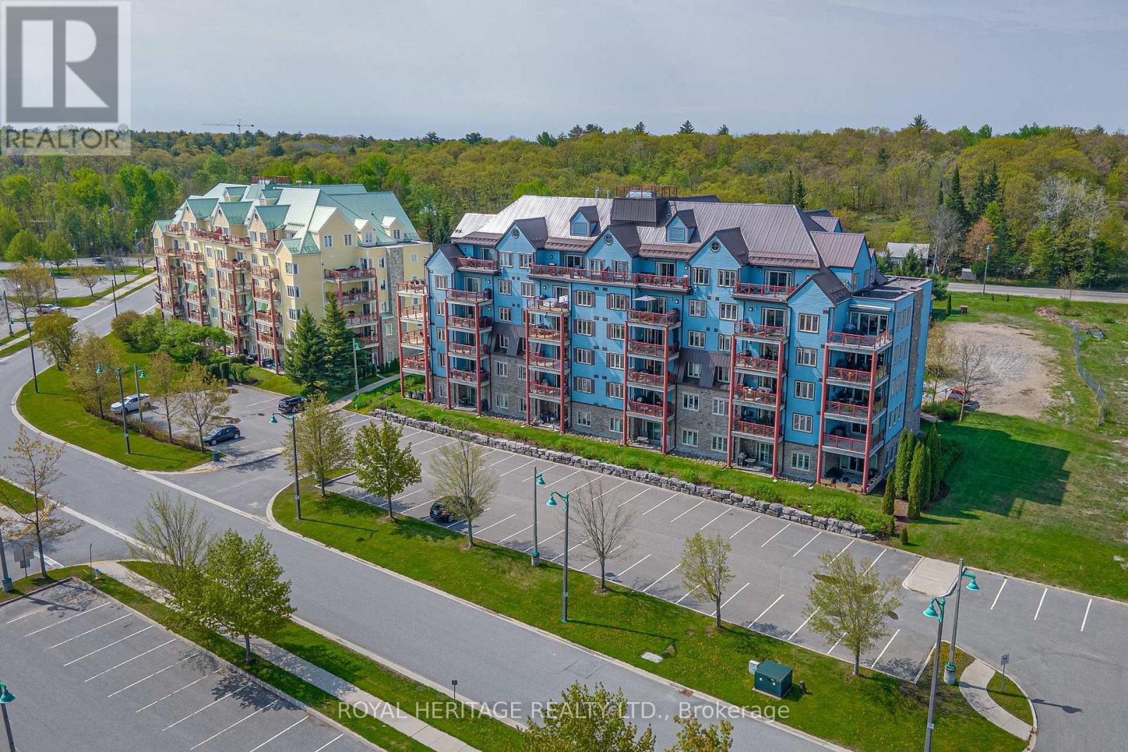 












605 - 130 STEAMSHIP BAY ROAD

,
Gravenhurst (Muskoka (S)),




Ontario
P1P1Z9

