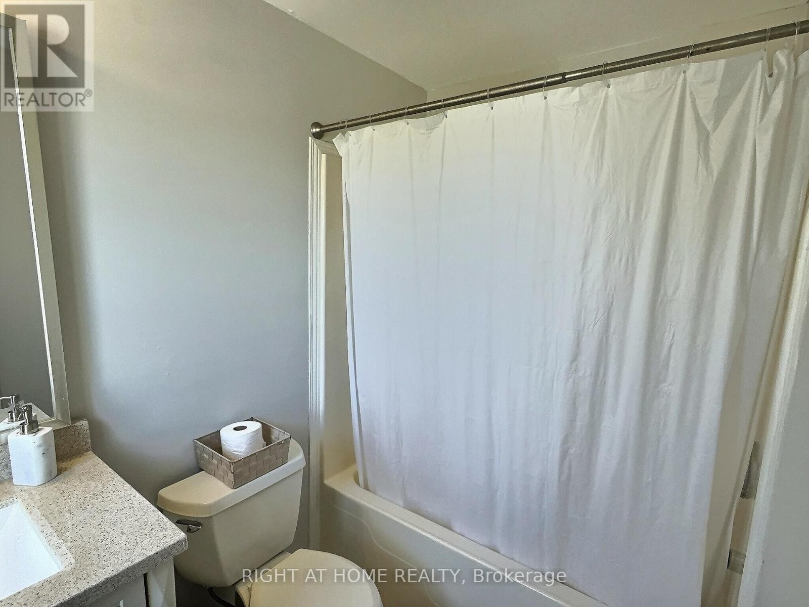 












385 HAVENDALE CRESCENT

,
Waterloo,




Ontario
N2T2T4

