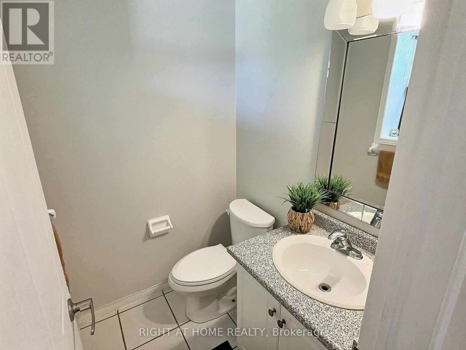 












385 HAVENDALE CRESCENT

,
Waterloo,




Ontario
N2T2T4

