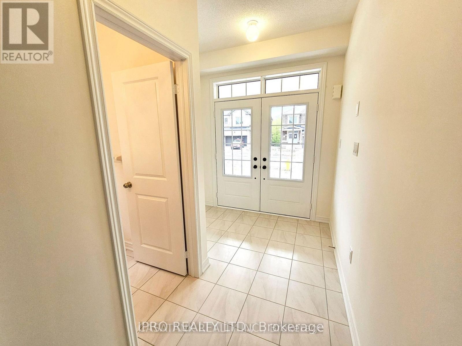 












WHOLE HOUSE - 372 LEANNE LANE

,
Shelburne,




Ontario
L9V3Y6

