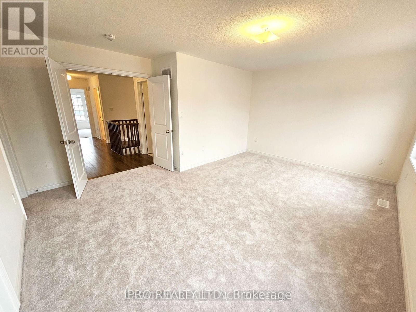 












WHOLE HOUSE - 372 LEANNE LANE

,
Shelburne,




Ontario
L9V3Y6

