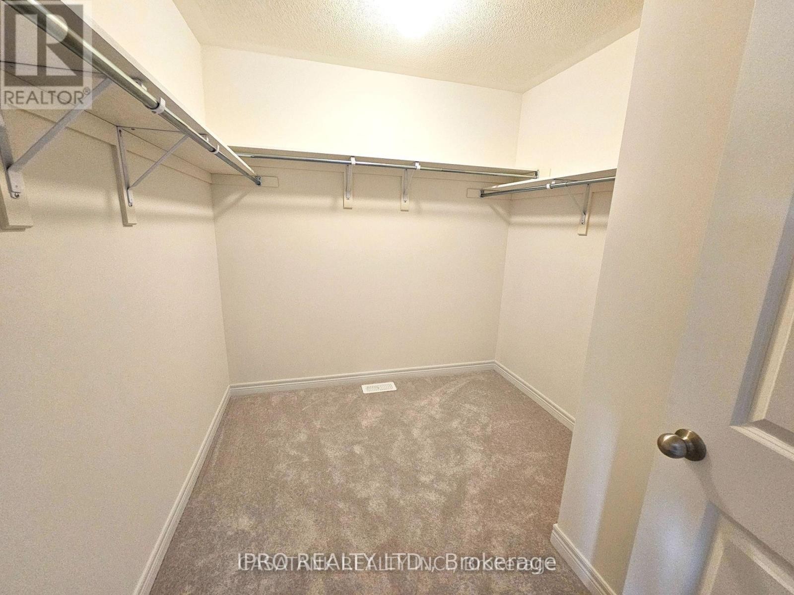 












WHOLE HOUSE - 372 LEANNE LANE

,
Shelburne,




Ontario
L9V3Y6


