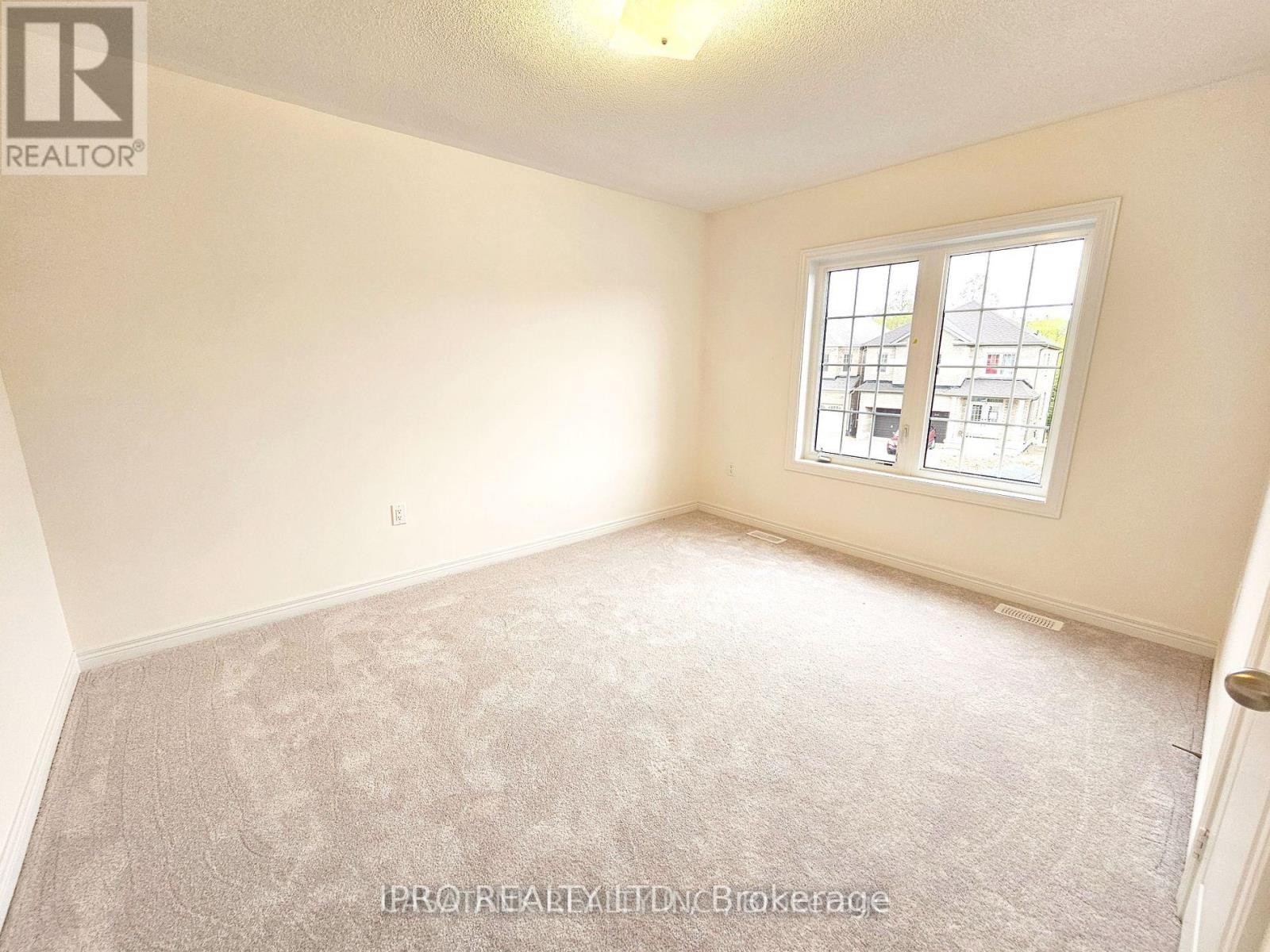 












WHOLE HOUSE - 372 LEANNE LANE

,
Shelburne,




Ontario
L9V3Y6

