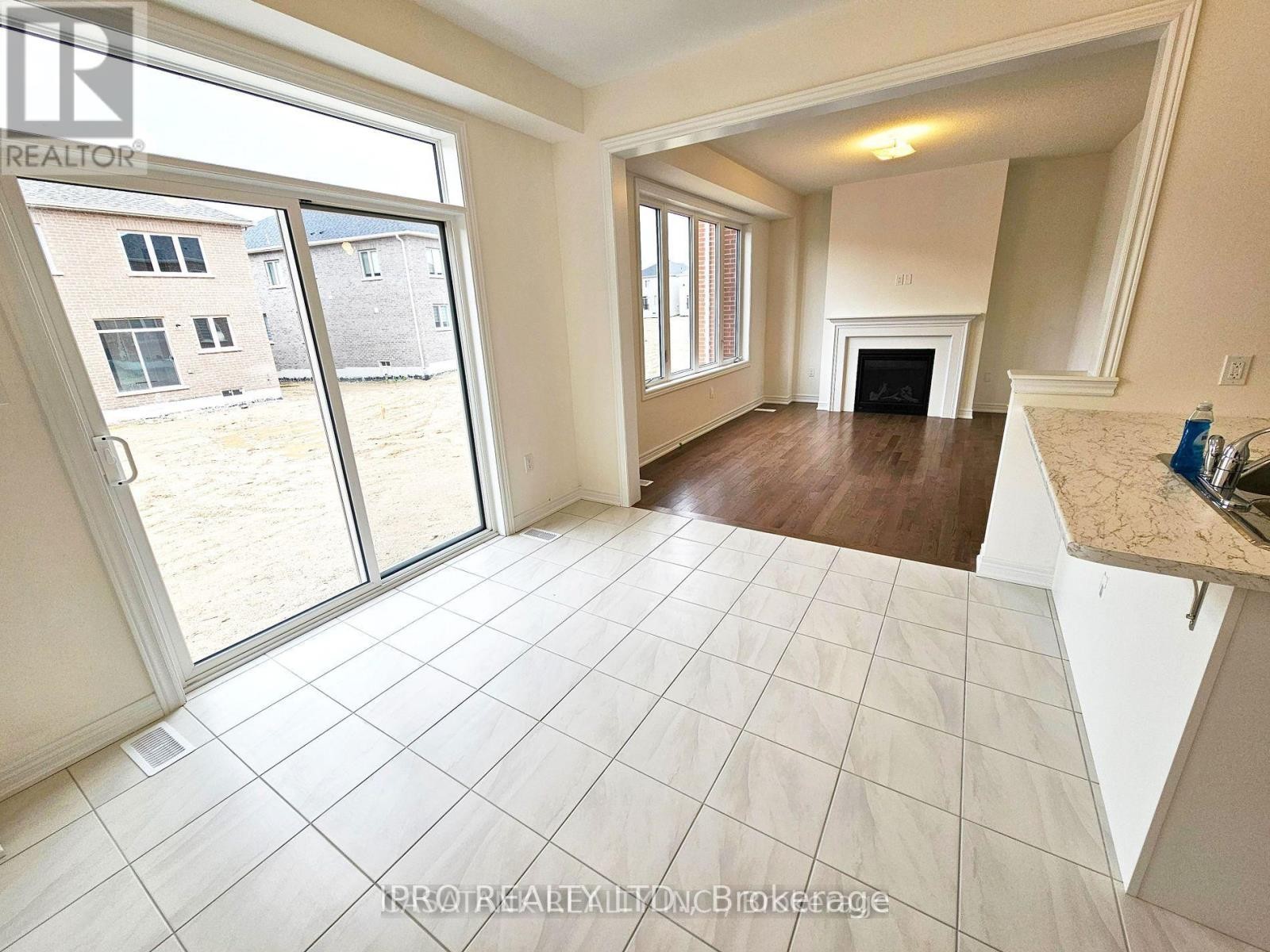 












WHOLE HOUSE - 372 LEANNE LANE

,
Shelburne,




Ontario
L9V3Y6

