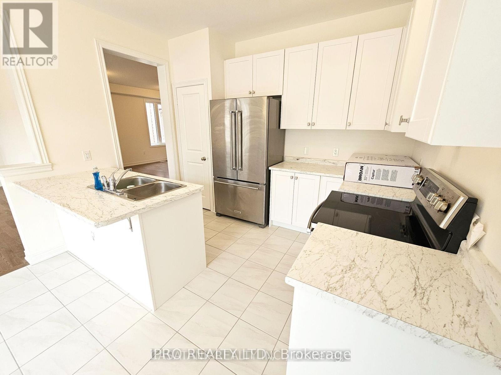 












WHOLE HOUSE - 372 LEANNE LANE

,
Shelburne,




Ontario
L9V3Y6

