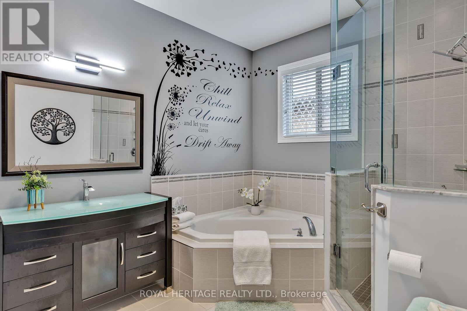 












23 OLD TRAFFORD DRIVE

,
Trent Hills,




Ontario
K0L1Y0

