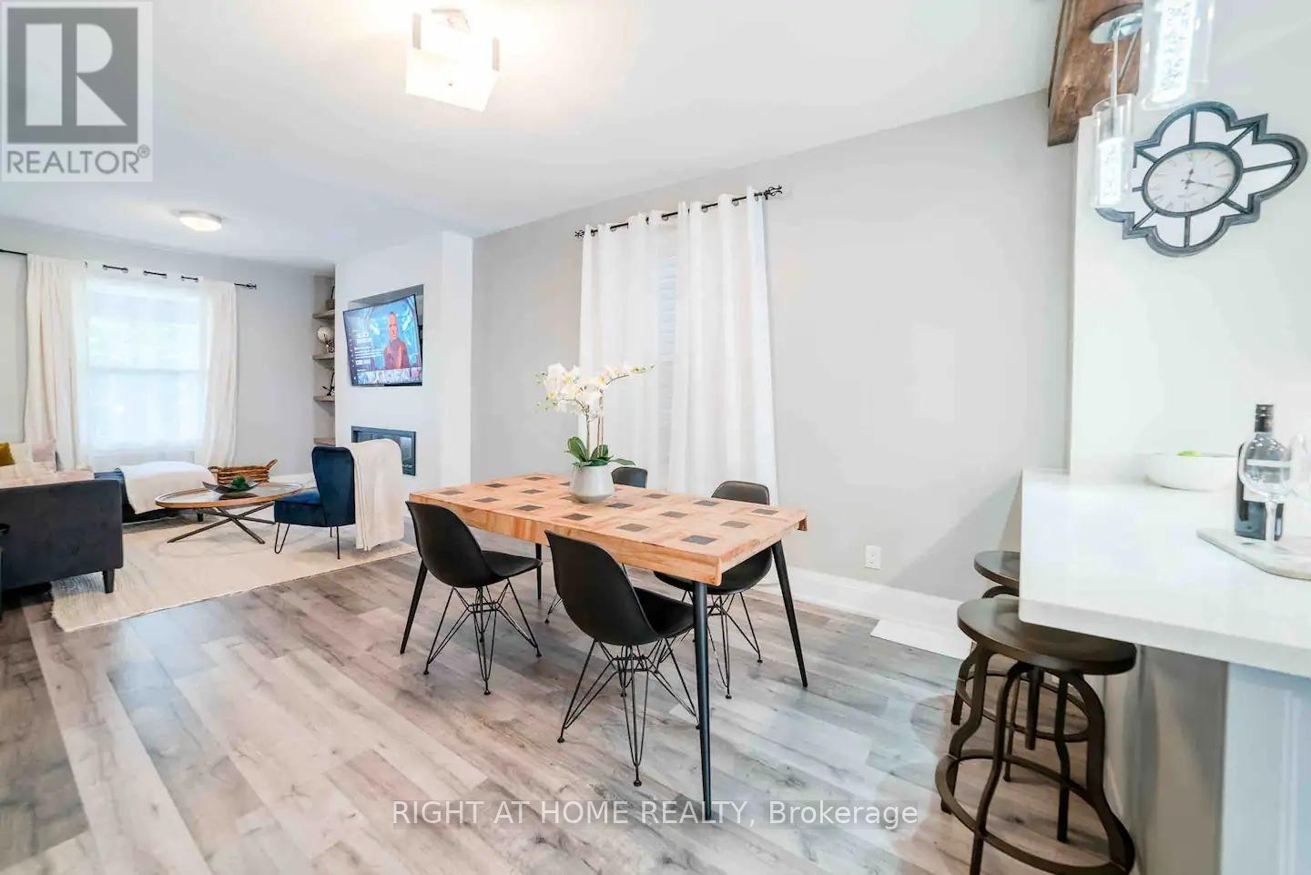 












189 LOTTRIDGE STREET

,
Hamilton (Stipley),




Ontario
L8L6V6

