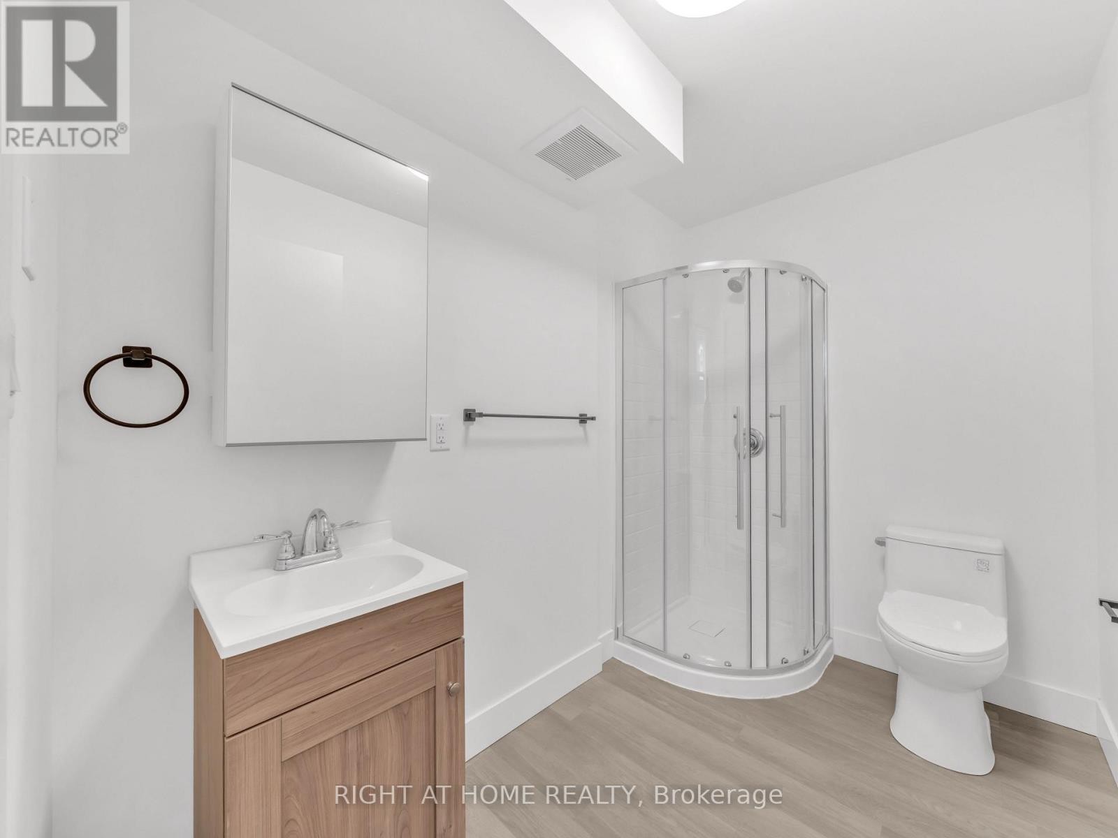 












102 - 1804 DROUILLARD ROAD

,
Windsor,




Ontario
N8W3X5

