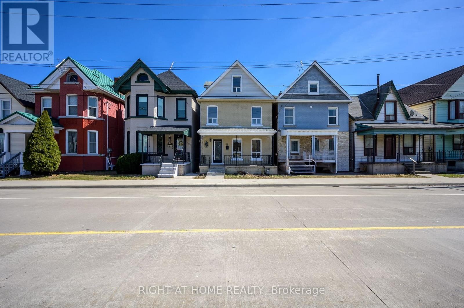 












98 BIRCH AVENUE

,
Hamilton (Gibson),




Ontario
L8L6H7

