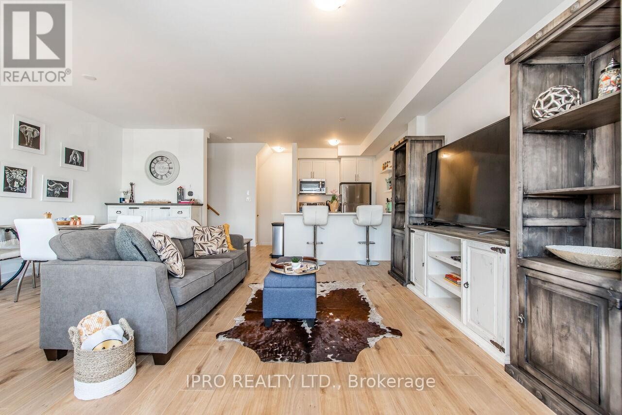 












46 - 590 NORTH SERVICE ROAD

,
Hamilton (Stoney Creek),




Ontario
L8E5A6

