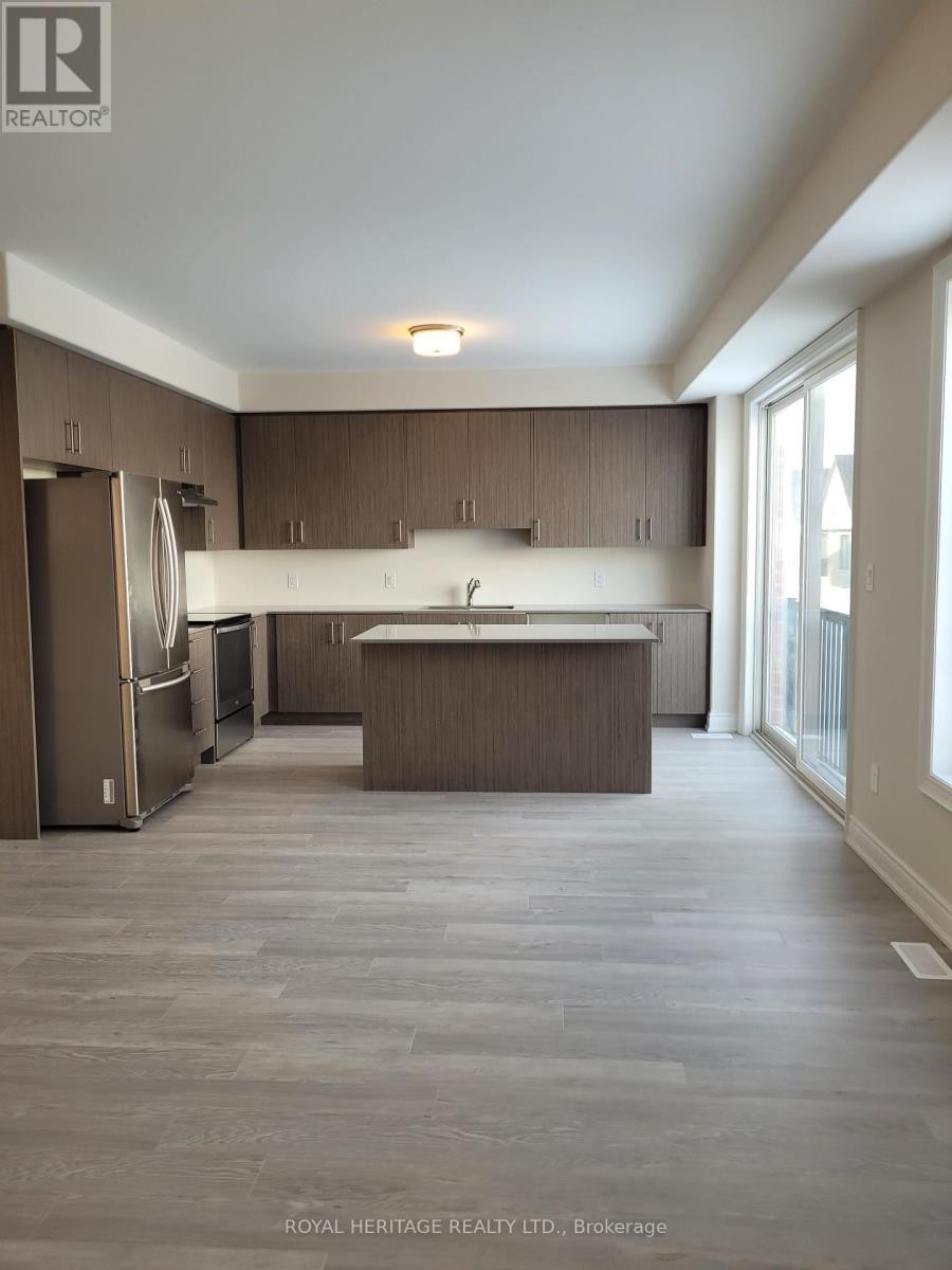 












426 MELLING AVENUE

,
Peterborough North (North),




Ontario
K9H0J2

