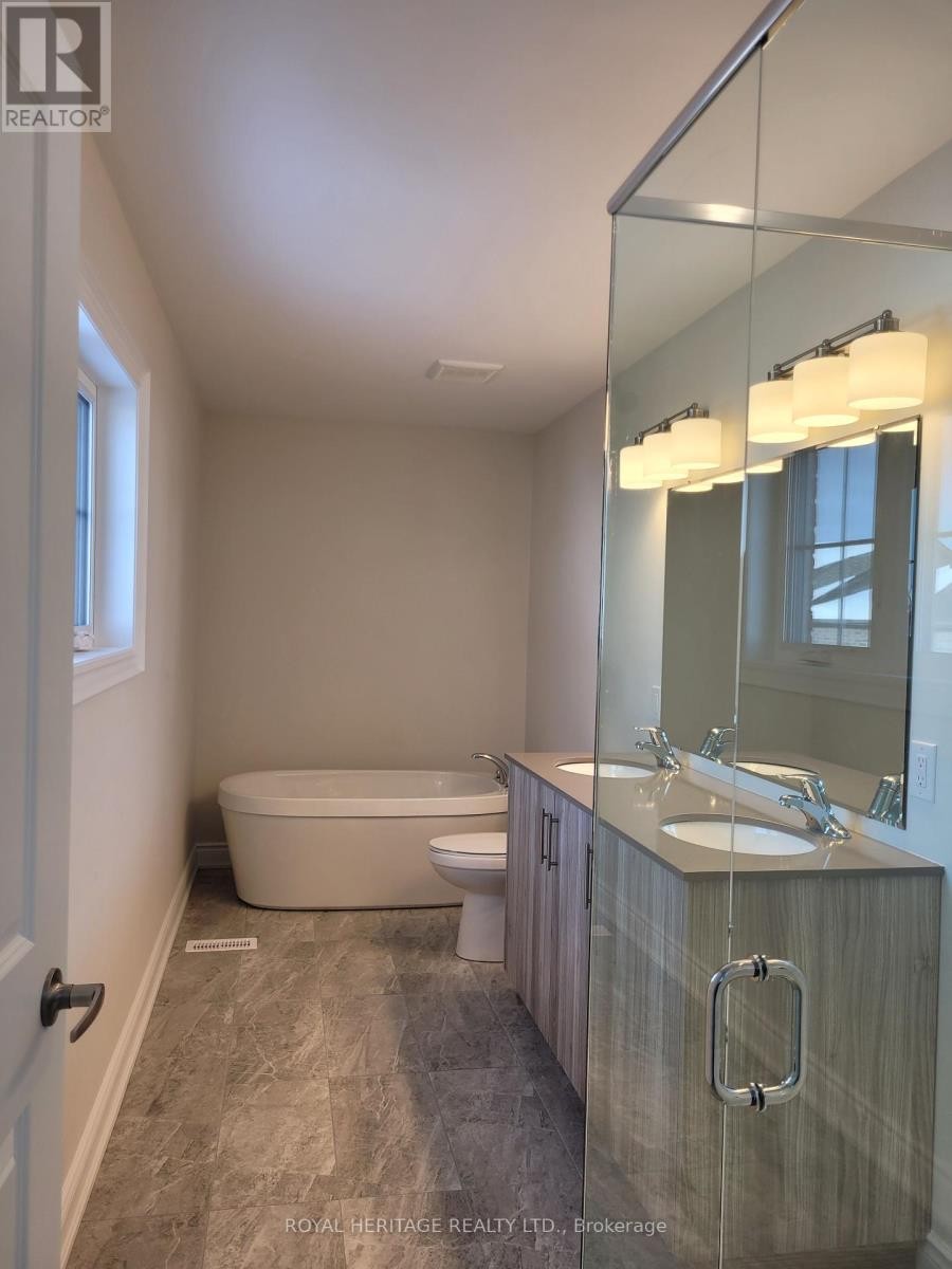 












426 MELLING AVENUE

,
Peterborough North (North),




Ontario
K9H0J2

