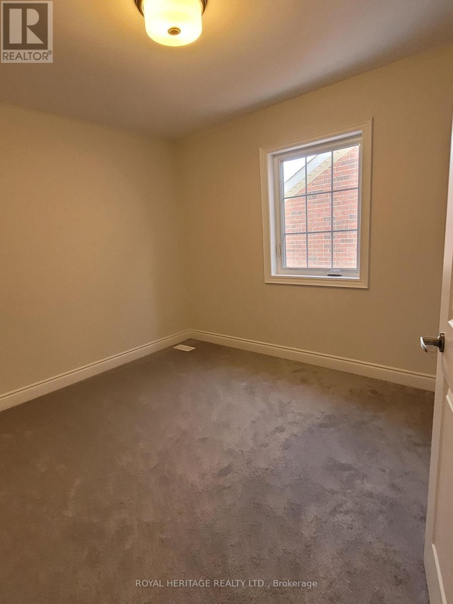 












426 MELLING AVENUE

,
Peterborough North (North),




Ontario
K9H0J2

