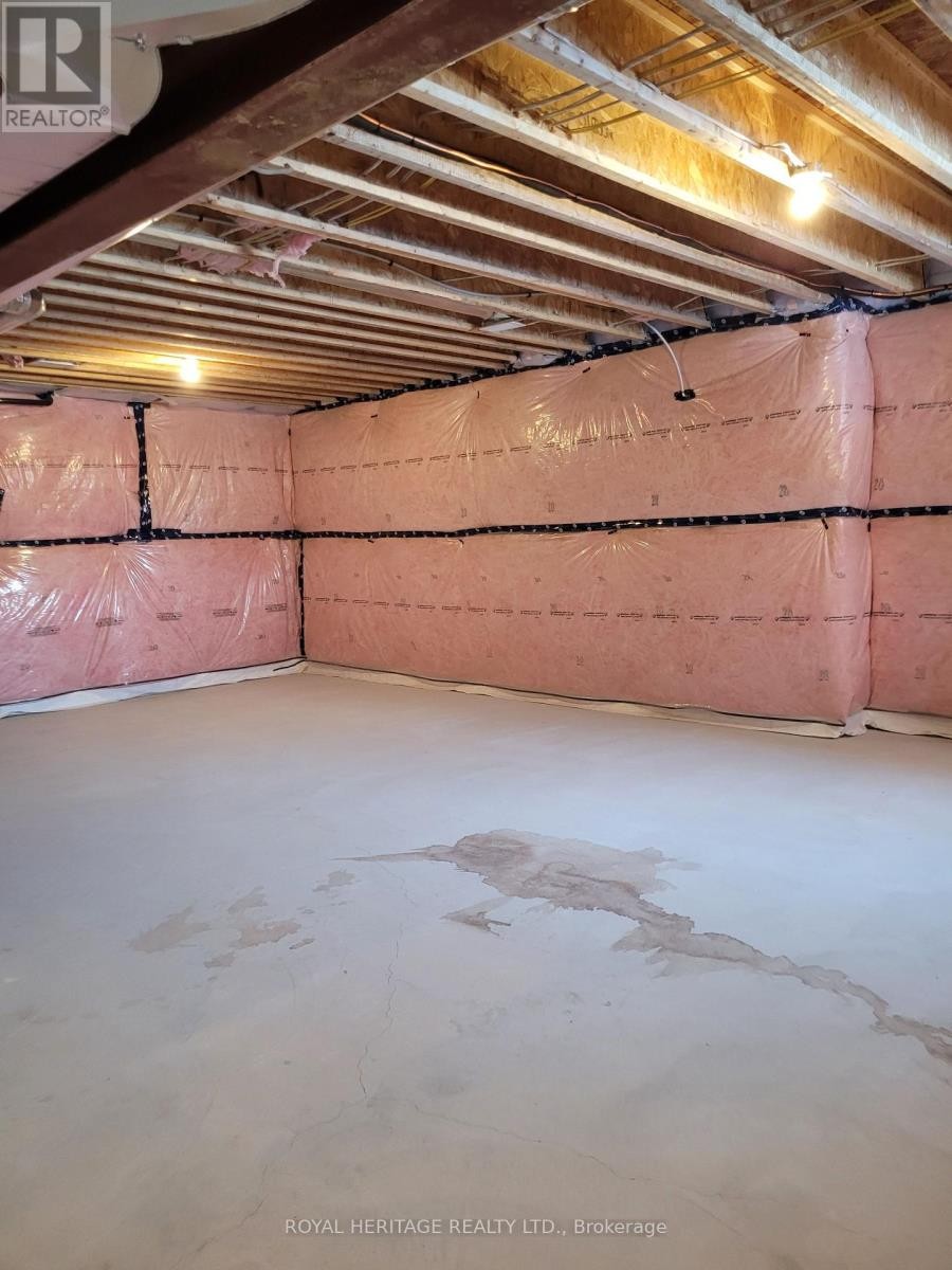 












426 MELLING AVENUE

,
Peterborough North (North),




Ontario
K9H0J2

