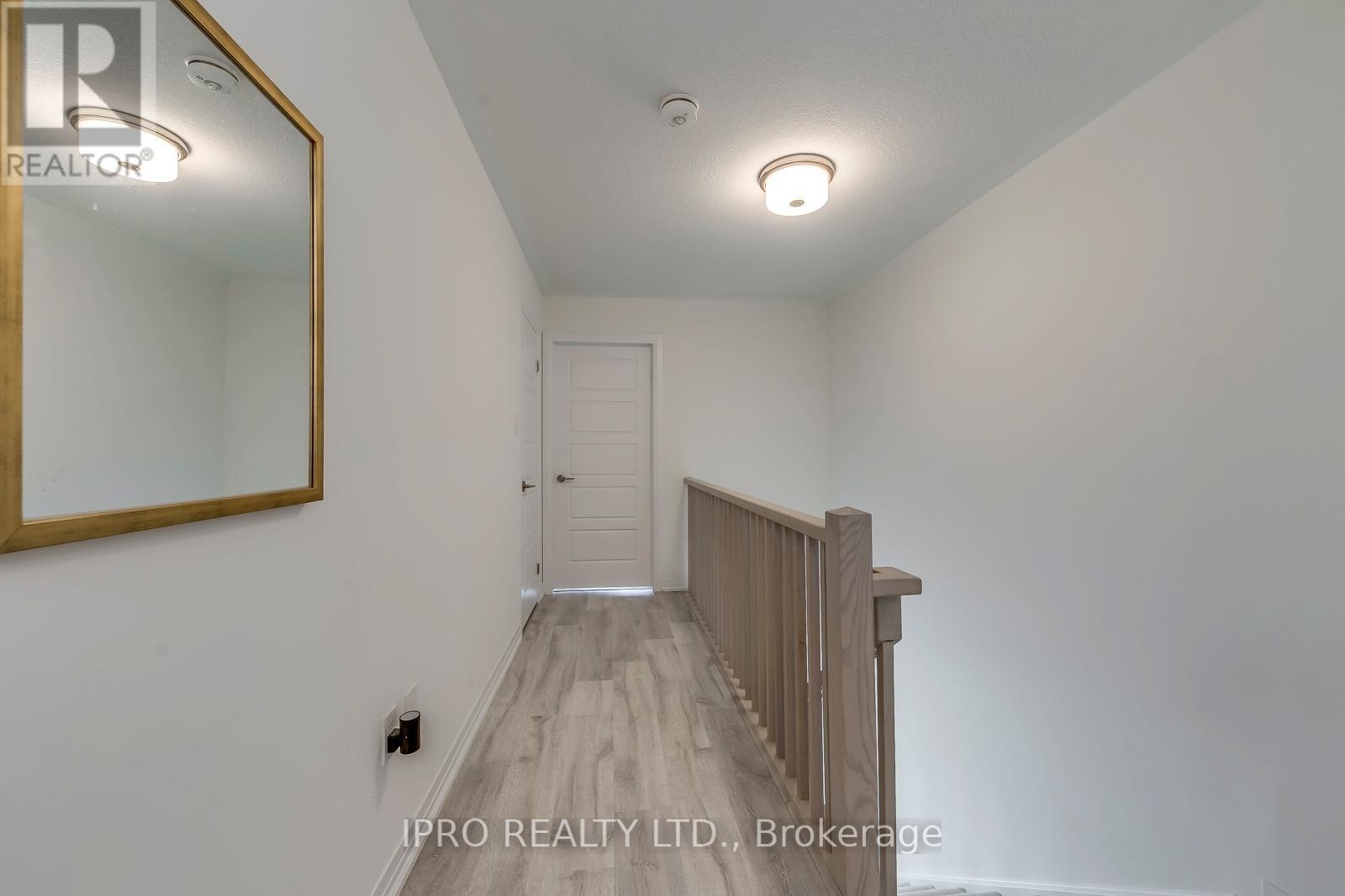 












43 GEORGE BRIER DRIVE W

,
Brant (Paris),




Ontario
N3L0L8

