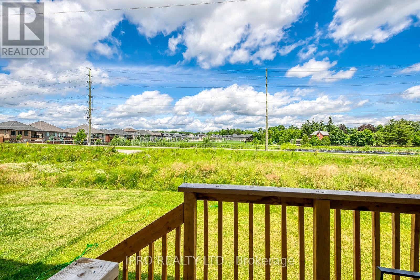 












43 GEORGE BRIER DRIVE W

,
Brant (Paris),




Ontario
N3L0L8

