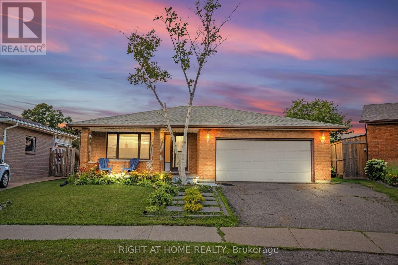 












7651 SWAN STREET

,
Niagara Falls (Ascot),




Ontario
L2H2R1

