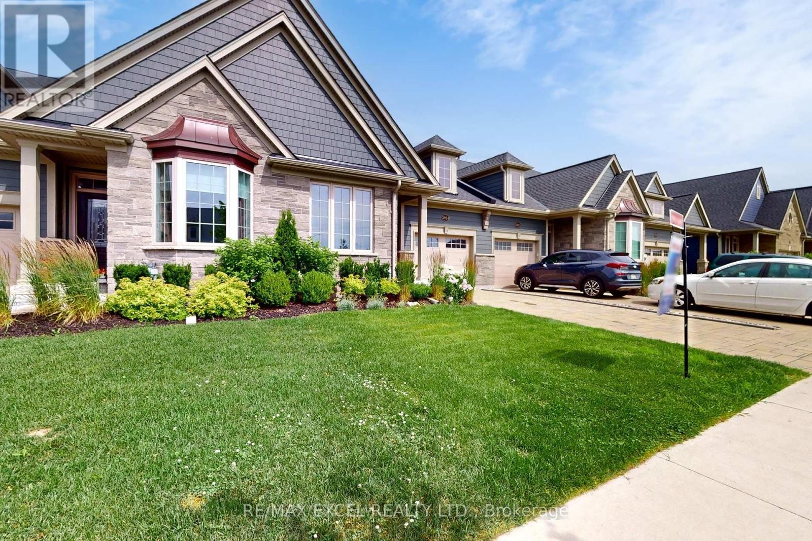 












3924 MITCHELL CRESCENT

,
Fort Erie (Black Creek),




Ontario
L0S1S0

