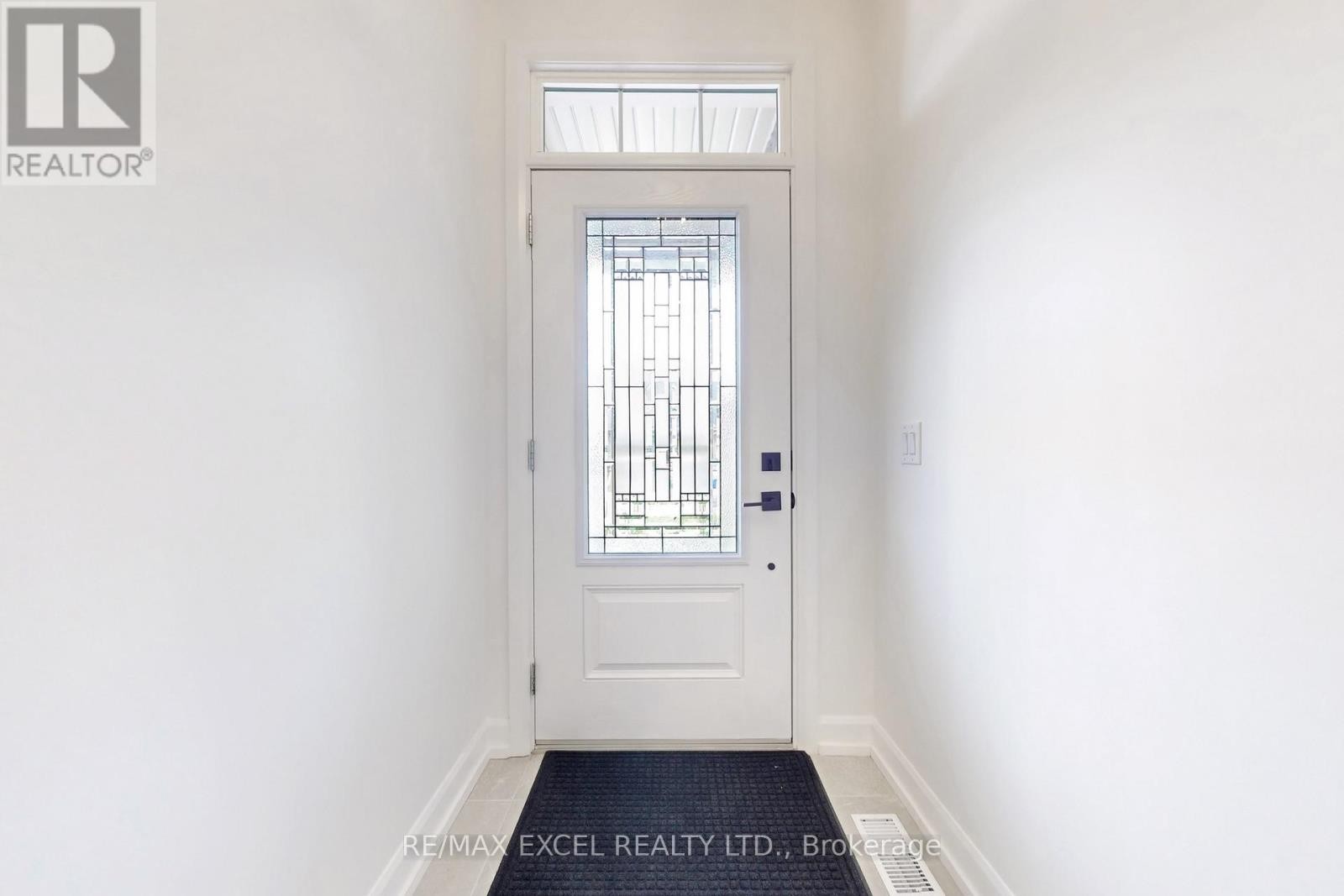 












3924 MITCHELL CRESCENT

,
Fort Erie (Black Creek),




Ontario
L0S1S0

