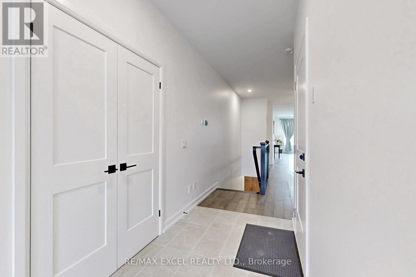 












3924 MITCHELL CRESCENT

,
Fort Erie (Black Creek),




Ontario
L0S1S0

