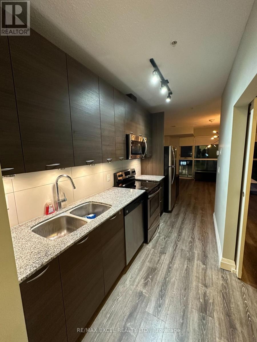 












216 - 318 SPRUCE STREET

,
Waterloo,




Ontario
N2L3M7

