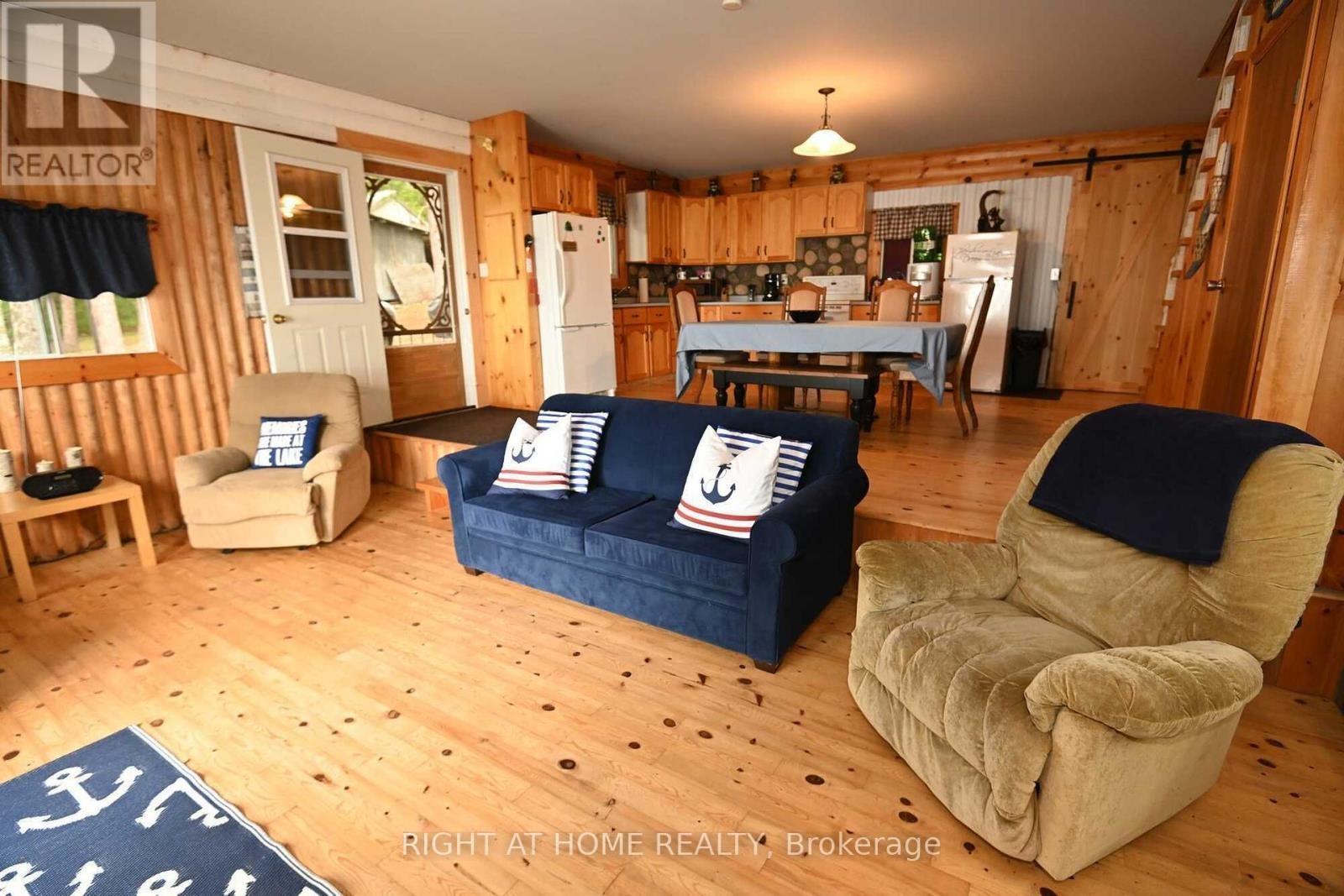 












WC21 HARDWOOD ISLAND EAST

,
West Nipissing (Verner),




Ontario
P2B2M9

