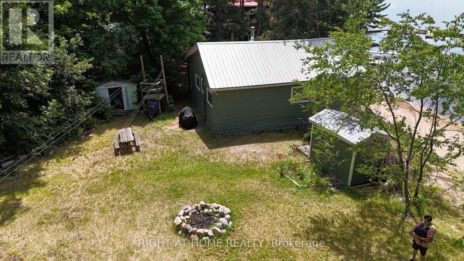 












WC21 HARDWOOD ISLAND EAST

,
West Nipissing (Verner),




Ontario
P2B2M9

