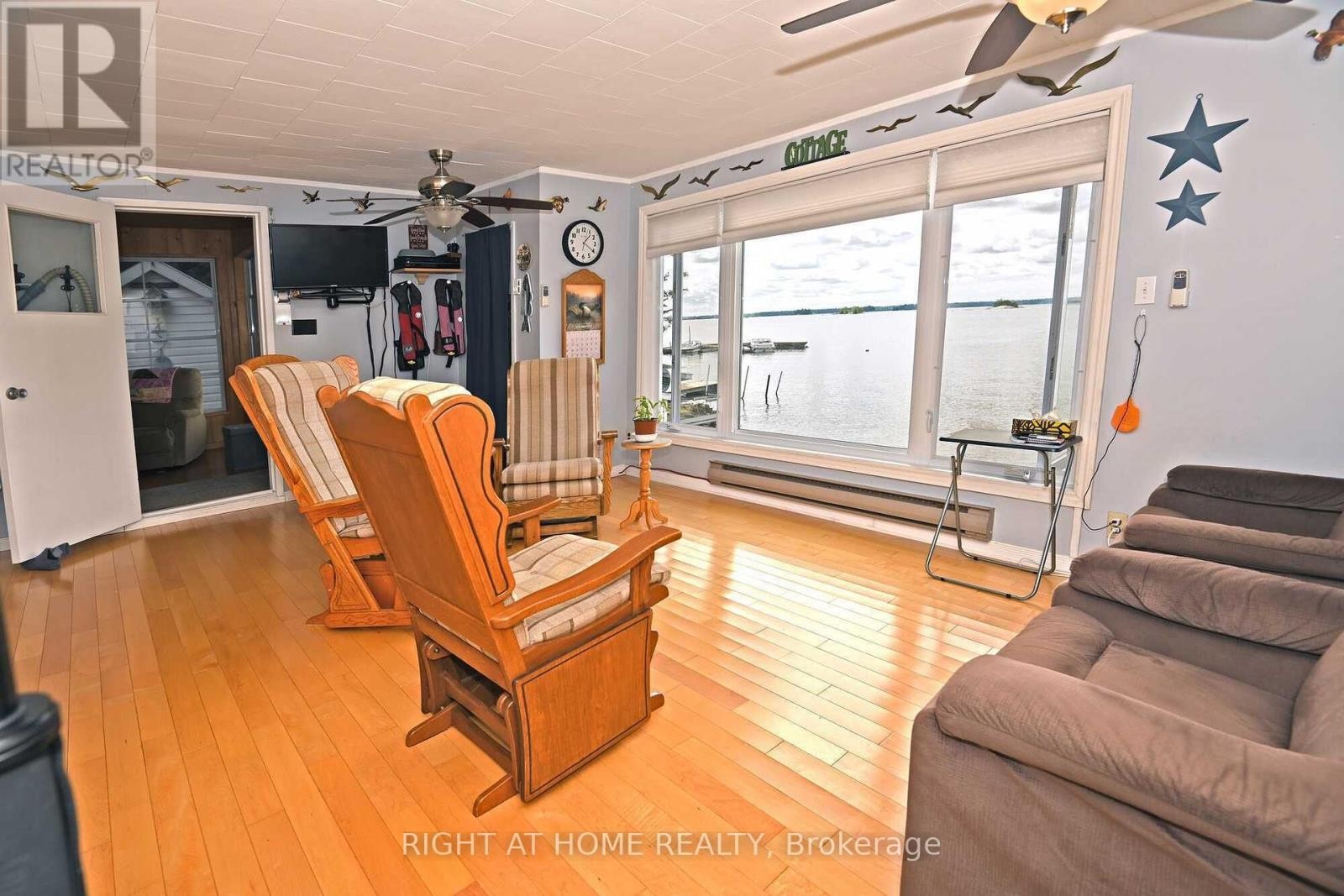 












WC21 HARDWOOD ISLAND EAST

,
West Nipissing (Verner),




Ontario
P2B2M9

