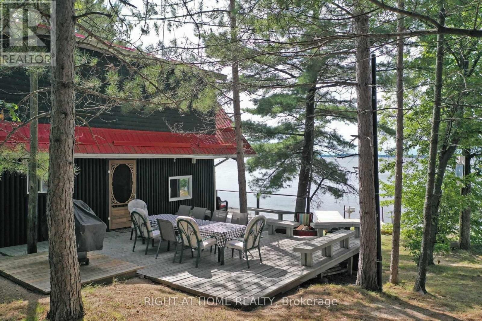 












WC21 HARDWOOD ISLAND EAST

,
West Nipissing (Verner),




Ontario
P2B2M9

