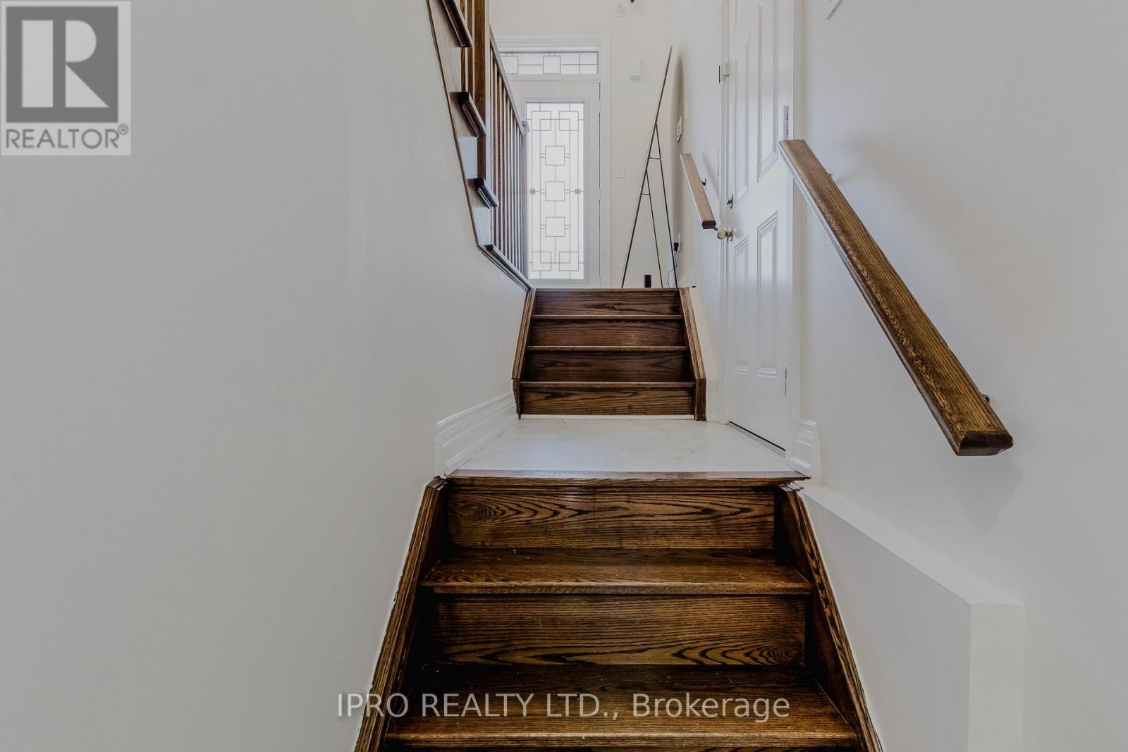 












12 BANKFIELD CRESCENT

,
Hamilton (Stoney Creek Mountain),




Ontario
L8J0B9


