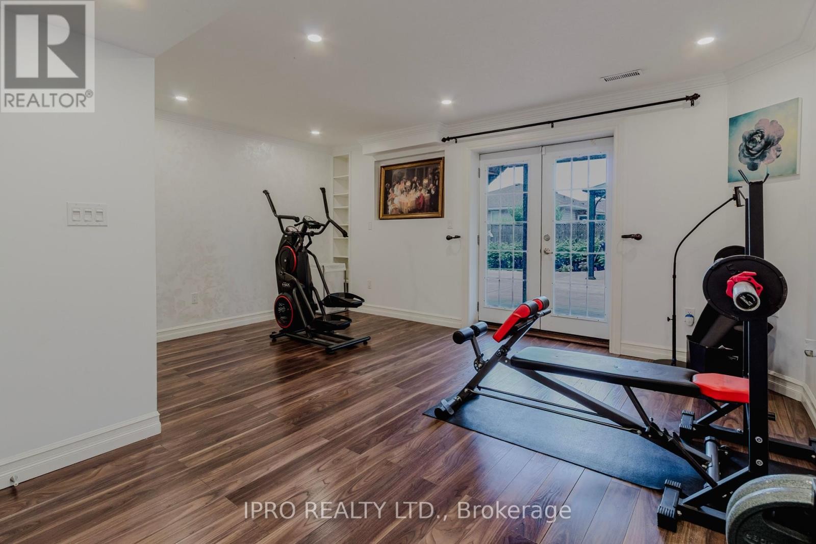 












12 BANKFIELD CRESCENT

,
Hamilton (Stoney Creek Mountain),




Ontario
L8J0B9

