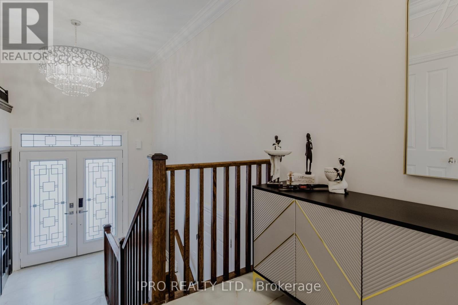












12 BANKFIELD CRESCENT

,
Hamilton (Stoney Creek Mountain),




Ontario
L8J0B9

