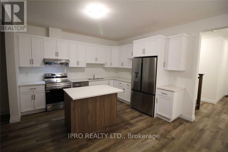 












172 WALSH STREET

,
Wellington North (Arthur),




Ontario
N0G1A0

