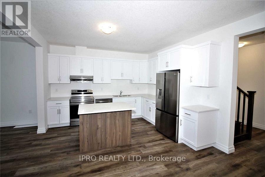 












172 WALSH STREET

,
Wellington North (Arthur),




Ontario
N0G1A0

