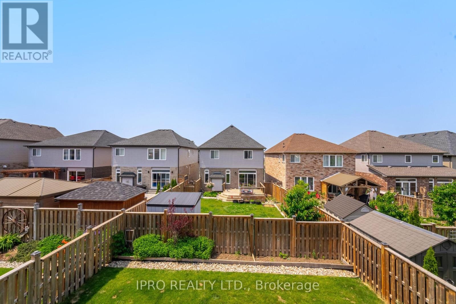 












132 COKER CRESCENT

,
Guelph/Eramosa (Rockwood),




Ontario
N0B2K0

