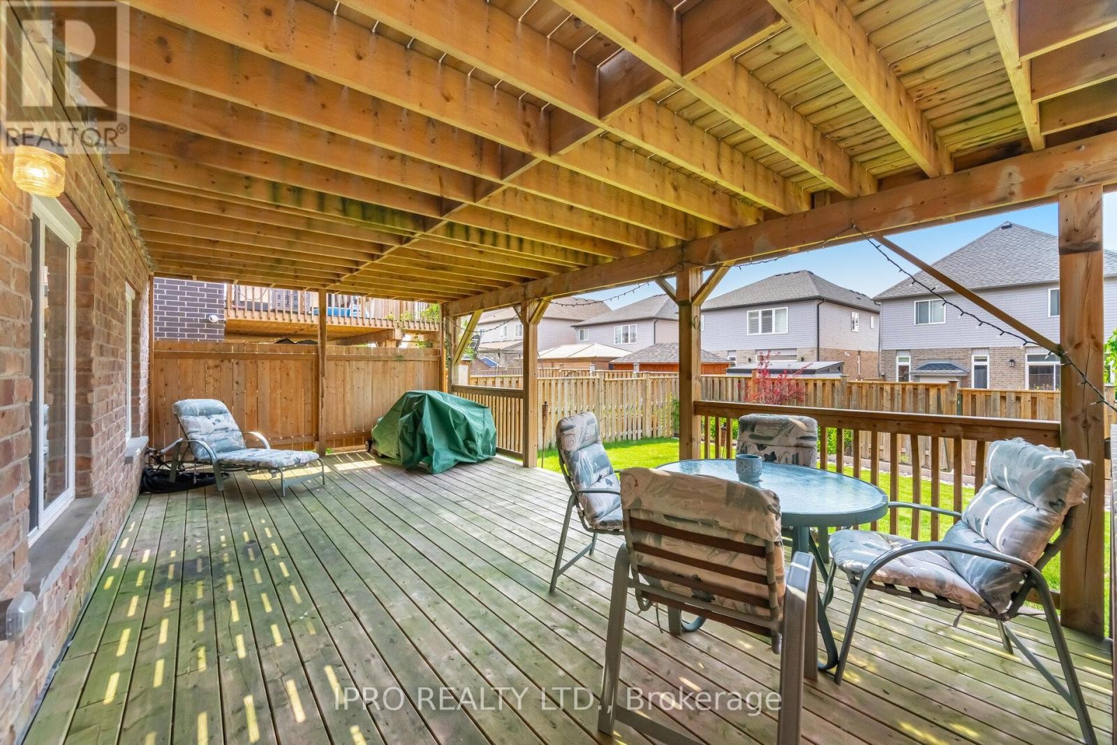 












132 COKER CRESCENT

,
Guelph/Eramosa (Rockwood),




Ontario
N0B2K0

