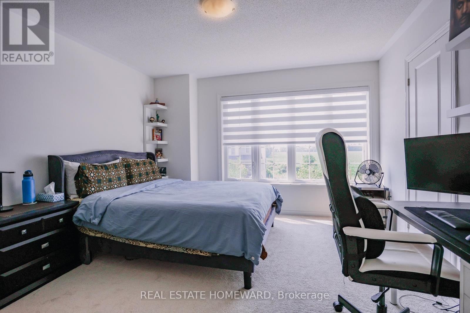 












111 REA DRIVE

,
Centre Wellington (Fergus),




Ontario
N1M2W3

