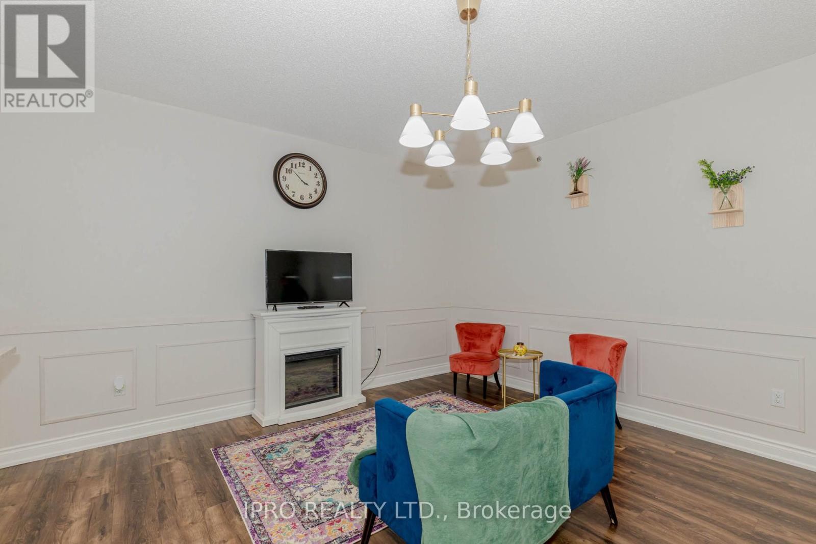 












419 - 1440 GORDON STREET

,
Guelph (Pineridge/Westminster Woods),




Ontario
N1L1C8

